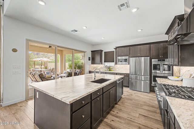 33364 N MAVERICK MOUNTAIN Trail, San Tan Valley, AZ 85144
