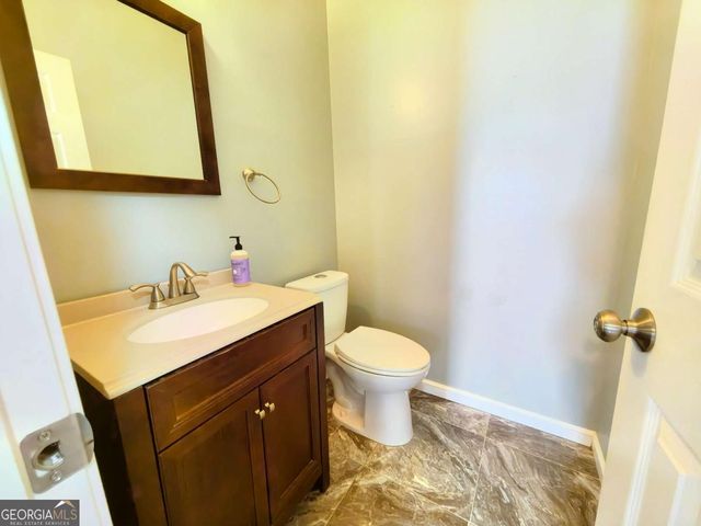 2815 Priestcliff Drive SE, Smyrna, GA 30080