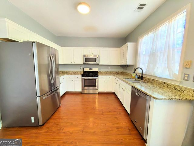 2815 Priestcliff Drive SE, Smyrna, GA 30080