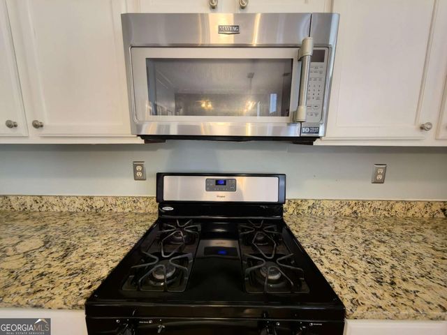 2815 Priestcliff Drive SE, Smyrna, GA 30080