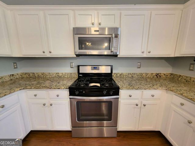 2815 Priestcliff Drive SE, Smyrna, GA 30080