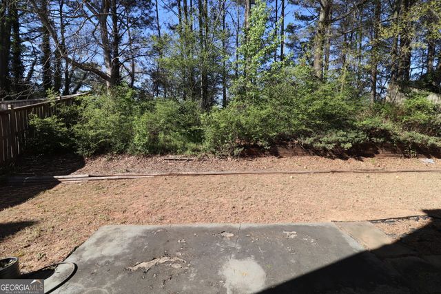 2815 Priestcliff Drive SE, Smyrna, GA 30080