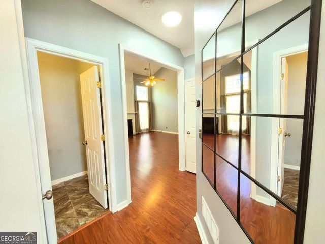 2815 Priestcliff Drive SE, Smyrna, GA 30080