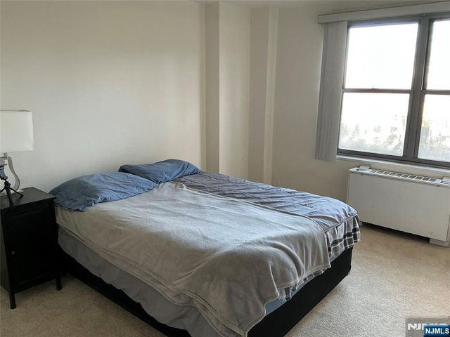 301 Beech Street 1H, Hackensack, NJ 07601