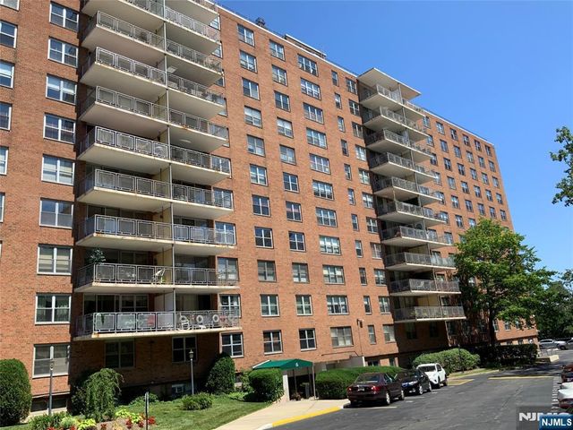 301 Beech Street 1H, Hackensack, NJ 07601