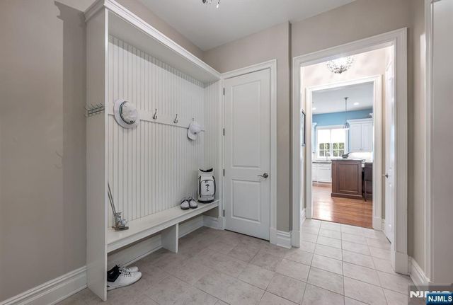 117 Cortland Drive, Saddle River, NJ 07458