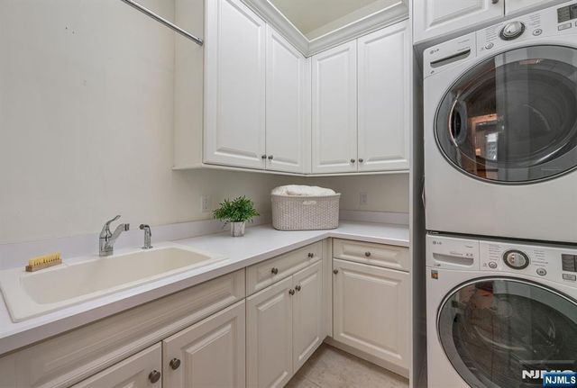 117 Cortland Drive, Saddle River, NJ 07458