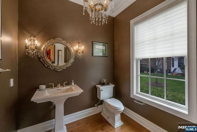 117 Cortland Drive, Saddle River, NJ 07458