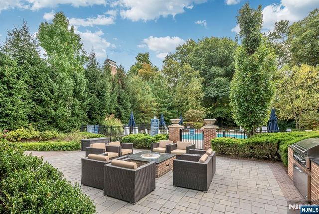 117 Cortland Drive, Saddle River, NJ 07458