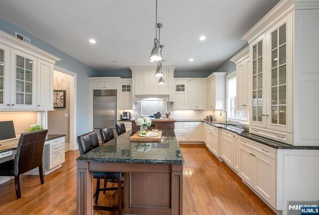 117 Cortland Drive, Saddle River, NJ 07458