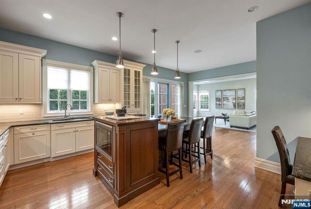 117 Cortland Drive, Saddle River, NJ 07458