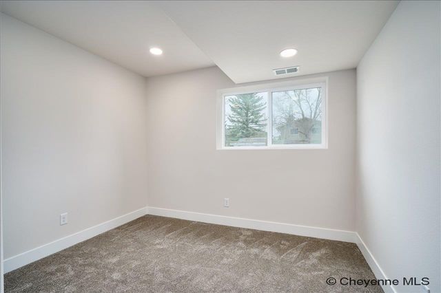 3221 BEVANS ST, Cheyenne, WY 82001