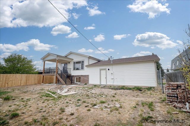 3221 BEVANS ST, Cheyenne, WY 82001