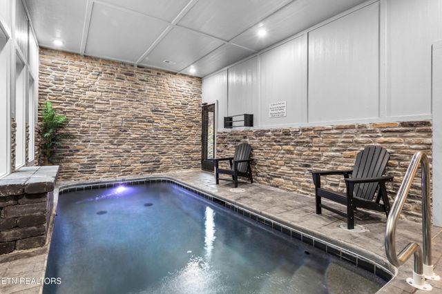 2119 Valley Creek Way, Sevierville, TN 37862