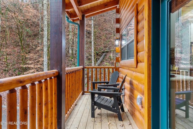 2119 Valley Creek Way, Sevierville, TN 37862