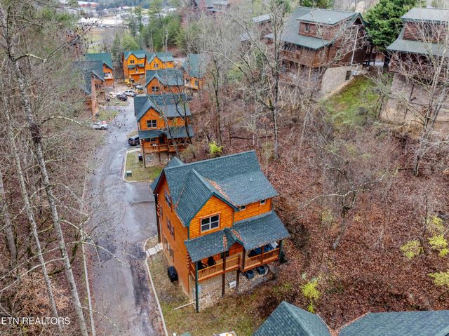 2119 Valley Creek Way, Sevierville, TN 37862