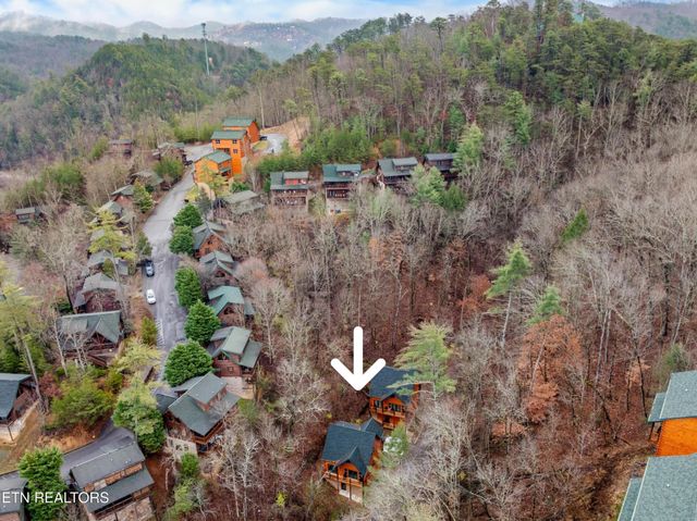 2119 Valley Creek Way, Sevierville, TN 37862