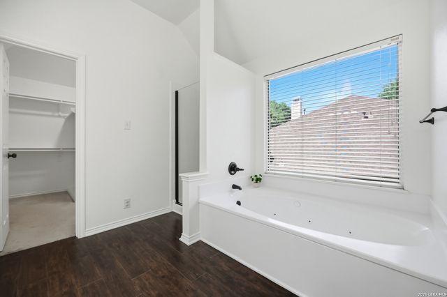 8906 BRAE BND, San Antonio, TX 78249