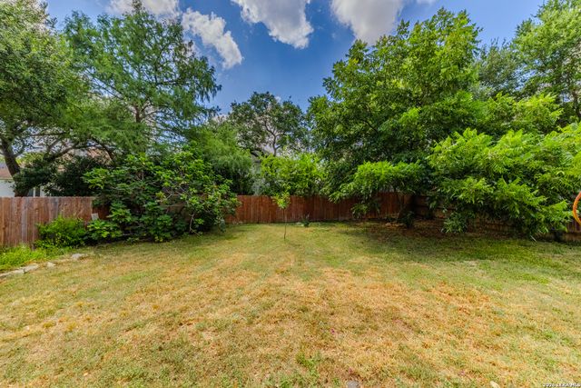 8906 BRAE BND, San Antonio, TX 78249