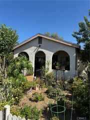 174 E 11th, Perris, CA 92570
