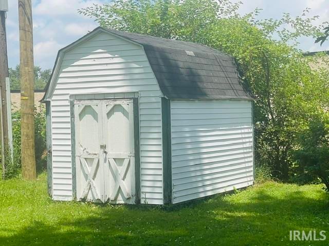 415 E Perkins Street, Hartford City, IN 47348