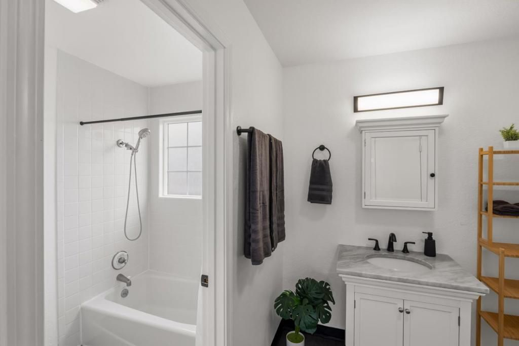 Image 20 of property listing at 3135 Messinger Drive, Marina, CA 93933