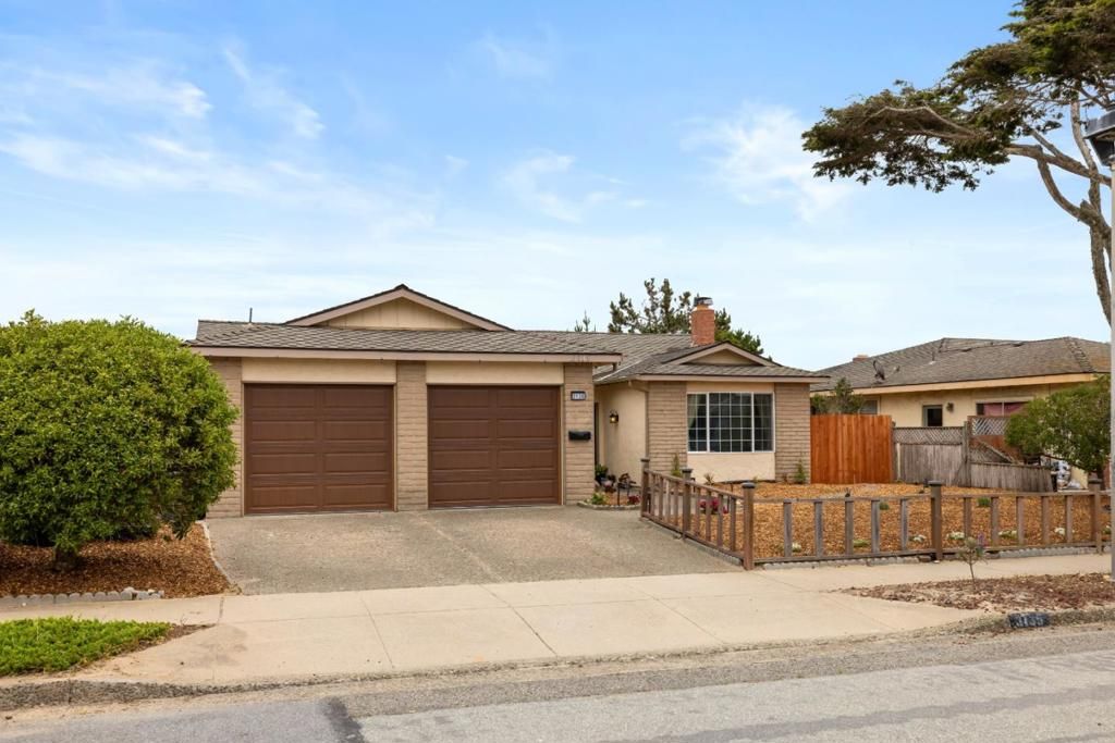 Image 3 of property listing at 3135 Messinger Drive, Marina, CA 93933