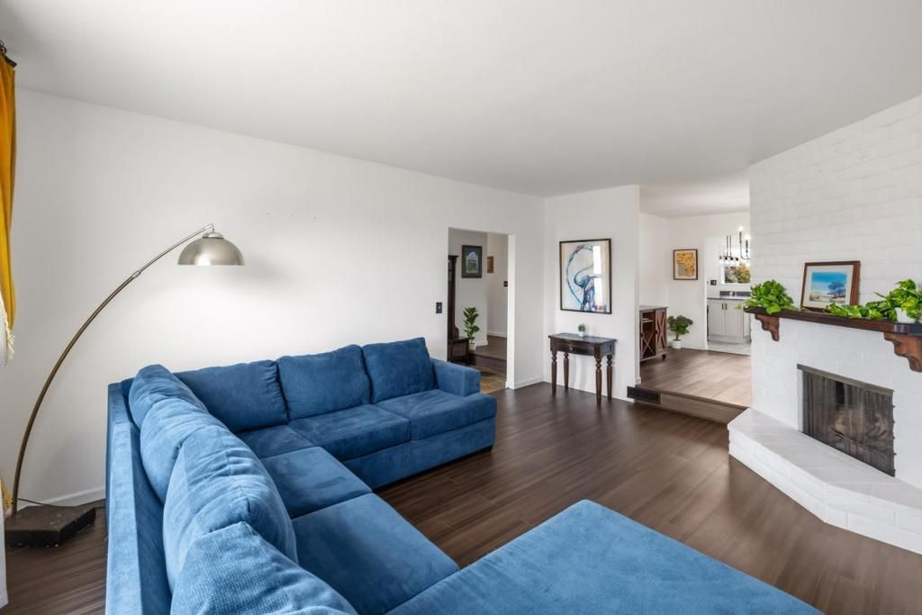 Image 7 of property listing at 3135 Messinger Drive, Marina, CA 93933