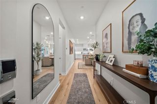 26729 Greylock Lane 302, Valencia, CA 91381