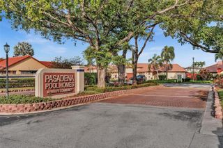 631 SW 113th Ave, Pembroke Pines, FL 33025