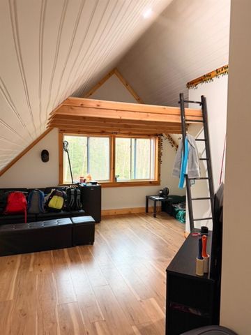 127 Oliverian Heights Road, Haverhill, NH 03780
