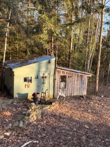 127 Oliverian Heights Road, Haverhill, NH 03780