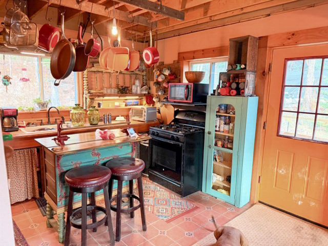 127 Oliverian Heights Road, Haverhill, NH 03780