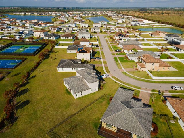 7206 NW Farnsworth Circle, Port St. Lucie, Port St Lucie, FL 34987