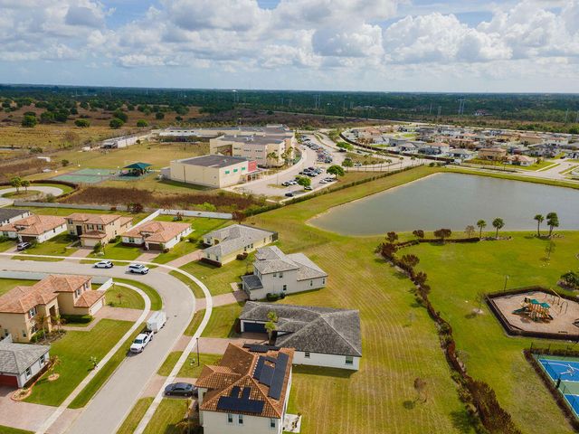 7206 NW Farnsworth Circle, Port St. Lucie, Port St Lucie, FL 34987