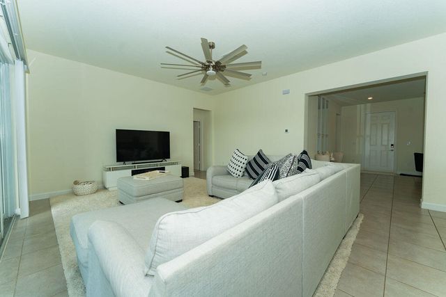 7206 NW Farnsworth Circle, Port St. Lucie, Port St Lucie, FL 34987