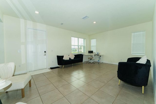 7206 NW Farnsworth Circle, Port St. Lucie, Port St Lucie, FL 34987