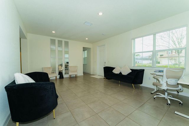 7206 NW Farnsworth Circle, Port St. Lucie, Port St Lucie, FL 34987