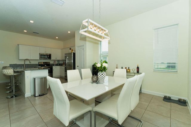 7206 NW Farnsworth Circle, Port St. Lucie, Port St Lucie, FL 34987