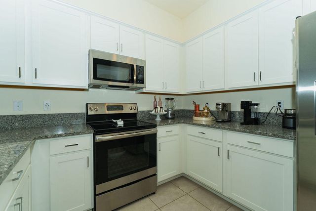 7206 NW Farnsworth Circle, Port St. Lucie, Port St Lucie, FL 34987