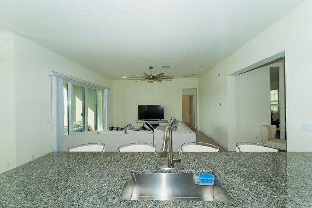 7206 NW Farnsworth Circle, Port St. Lucie, Port St Lucie, FL 34987