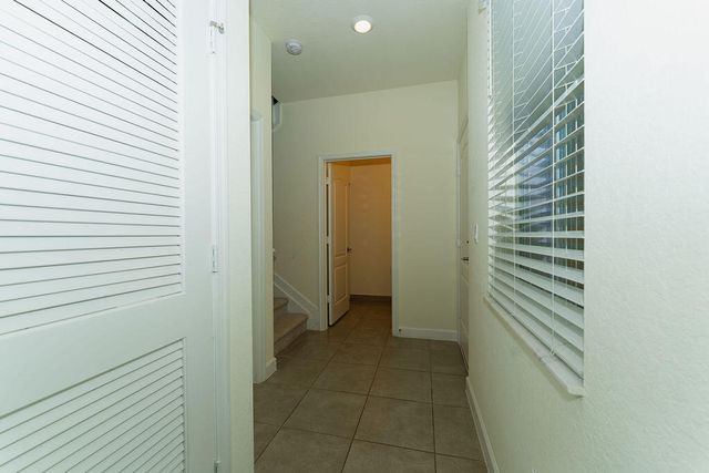 7206 NW Farnsworth Circle, Port St. Lucie, Port St Lucie, FL 34987