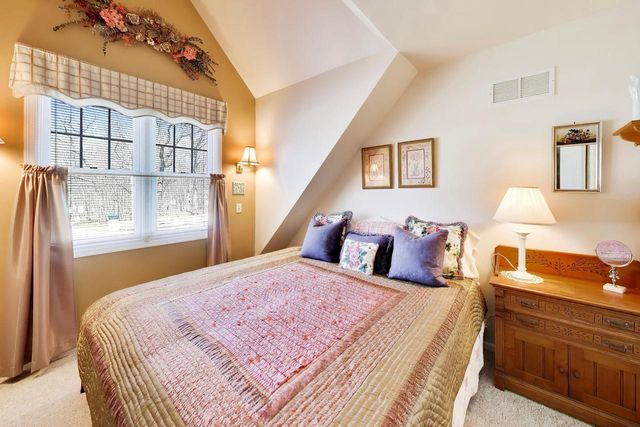 W4687 S Lakeshore DRIVE, Fontana, WI 53125