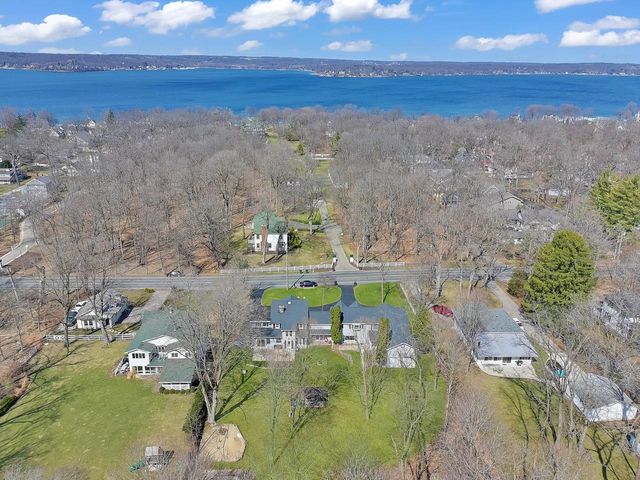 W4687 S Lakeshore DRIVE, Fontana, WI 53125