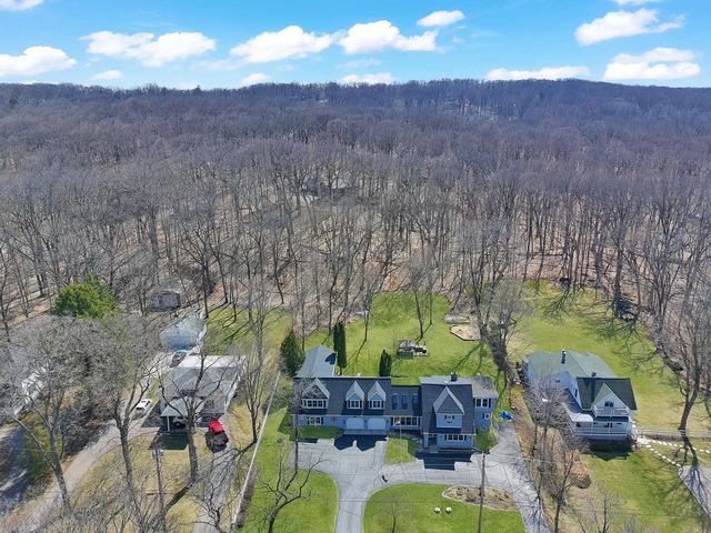 W4687 S Lakeshore DRIVE, Fontana, WI 53125