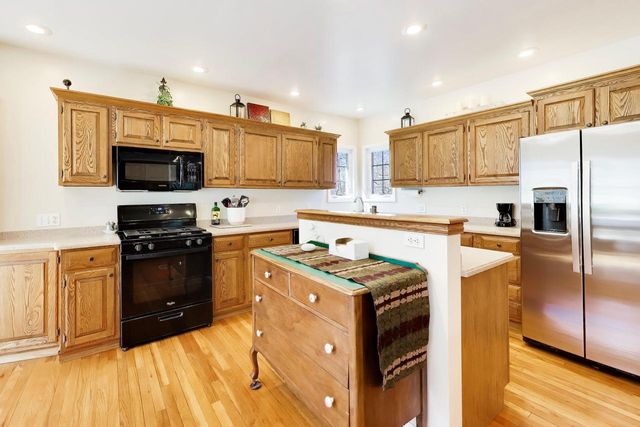 W4687 S Lakeshore DRIVE, Fontana, WI 53125