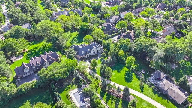 6403 S Garfield Avenue, Burr Ridge, IL 60527