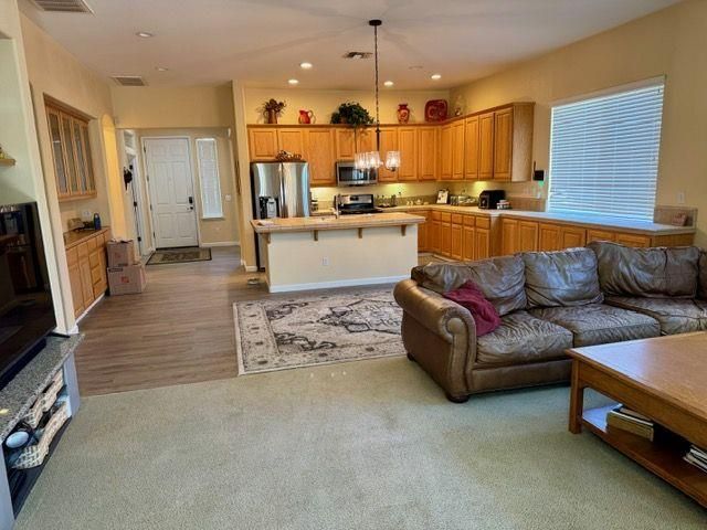 2830 Sierra Gold, Riverbank, CA 95367