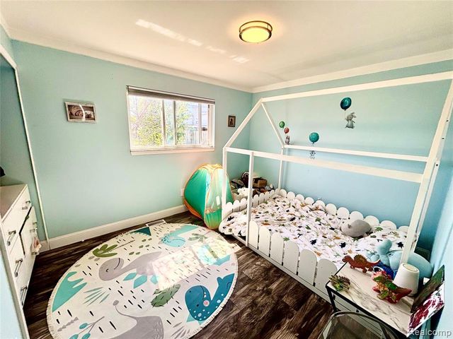 5024 Bristor Drive, Sterling Heights, MI 48310