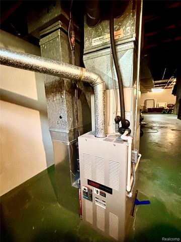 5024 Bristor Drive, Sterling Heights, MI 48310